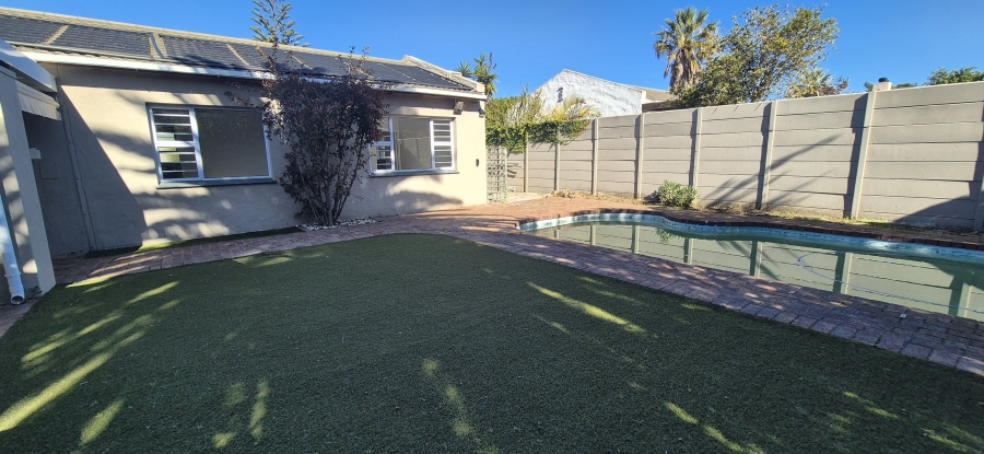3 Bedroom Property for Sale in Waves Edge Western Cape